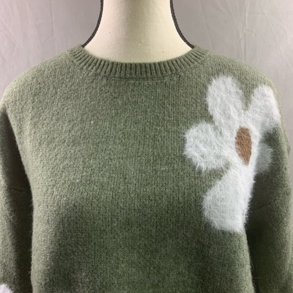 Green Fuzzy Floral Pattern Drop Shoulder Sweater - Picture 7 of 9